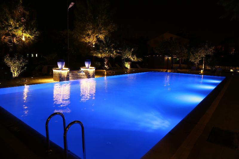 Akkent Garden Otel 3*